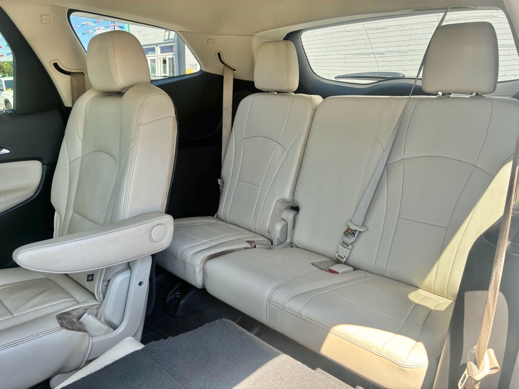 2023 Buick Enclave Essence AWD