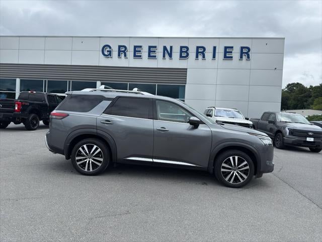 2023 Nissan Pathfinder Platinum 4WD