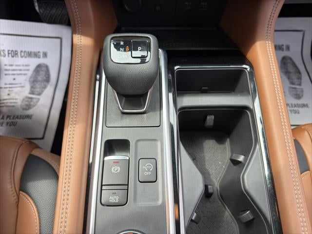 2023 Nissan Pathfinder Platinum 4WD