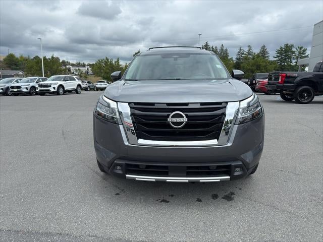 2023 Nissan Pathfinder Platinum 4WD