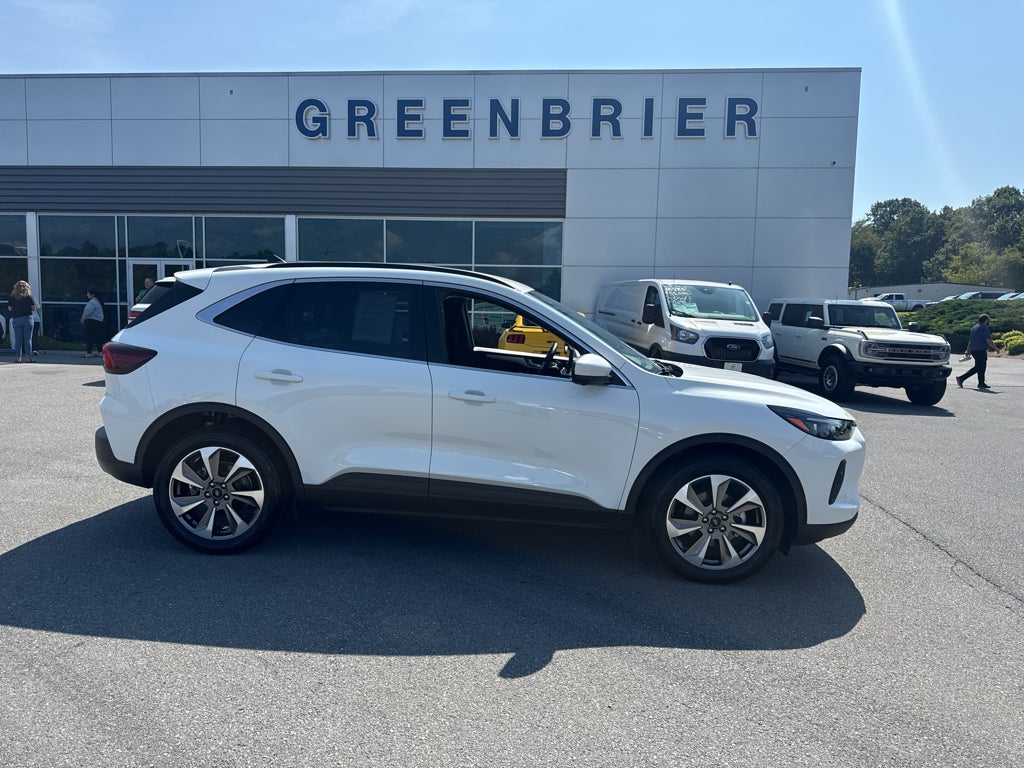 2024 Ford Escape Platinum