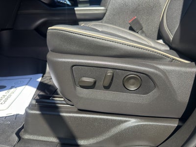 2025 GMC Yukon XL Elevation