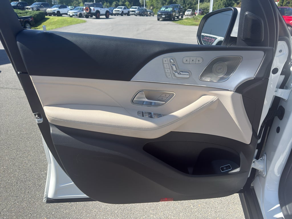 2025 Mercedes-Benz GLS 450 4MATIC®