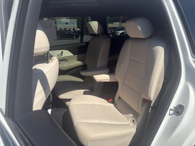 2025 Mercedes-Benz GLS 450 4MATIC®