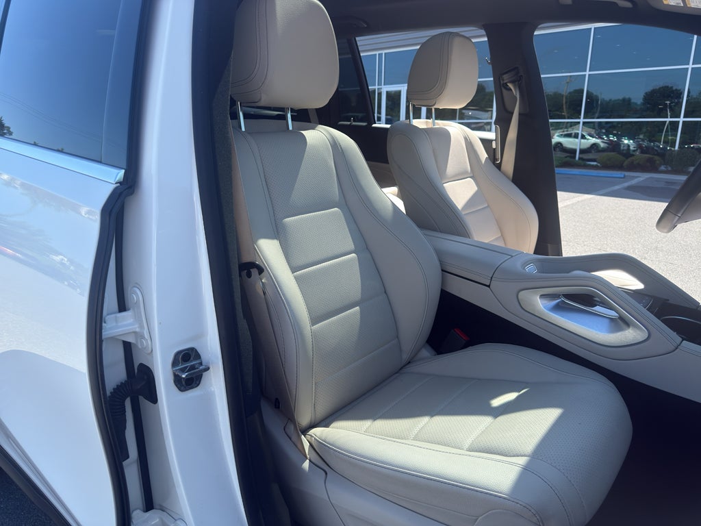 2025 Mercedes-Benz GLS 450 4MATIC®