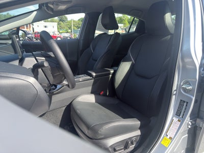 2025 Toyota Prius XLE