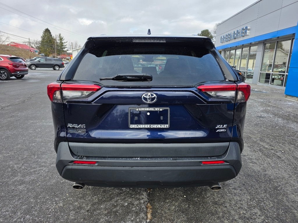 2022 Toyota RAV4 XLE