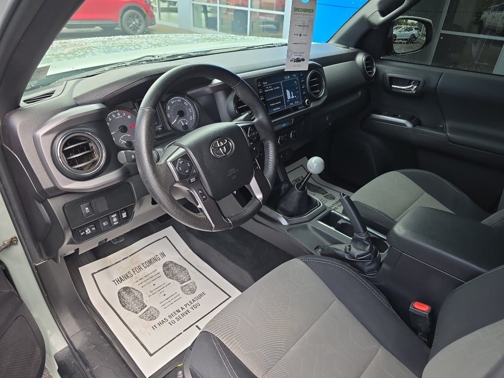 2022 Toyota Tacoma 4WD SR
