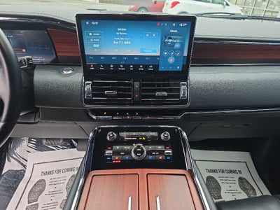 2024 Lincoln Navigator Premiere