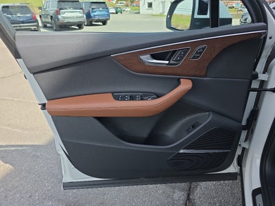 2025 Audi Q7 Premium Plus