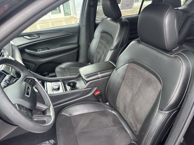 2023 Jeep Grand Cherokee L Altitude X