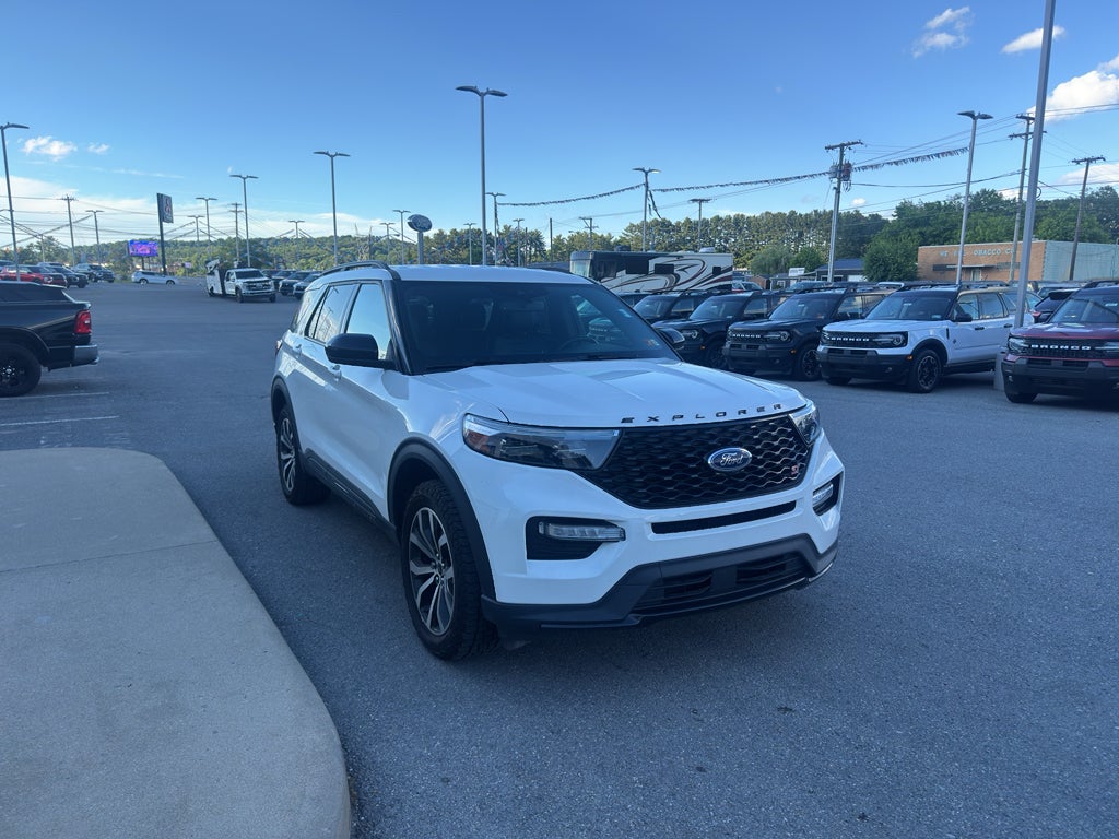 2022 Ford Explorer ST