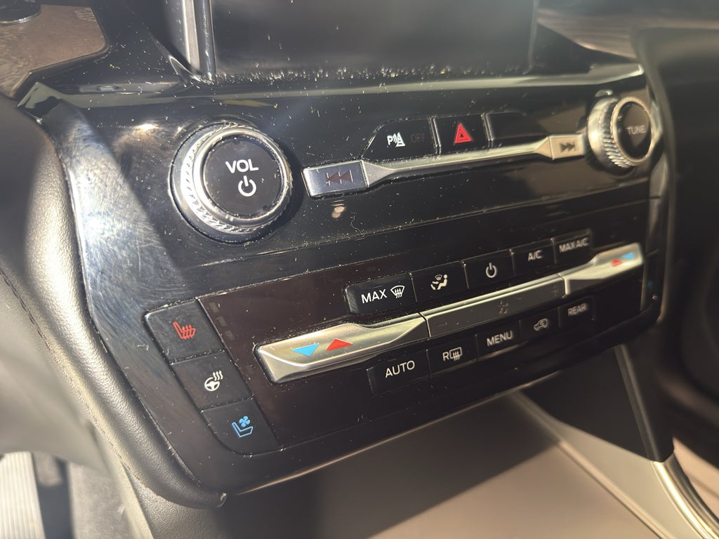 2024 Ford Explorer Platinum