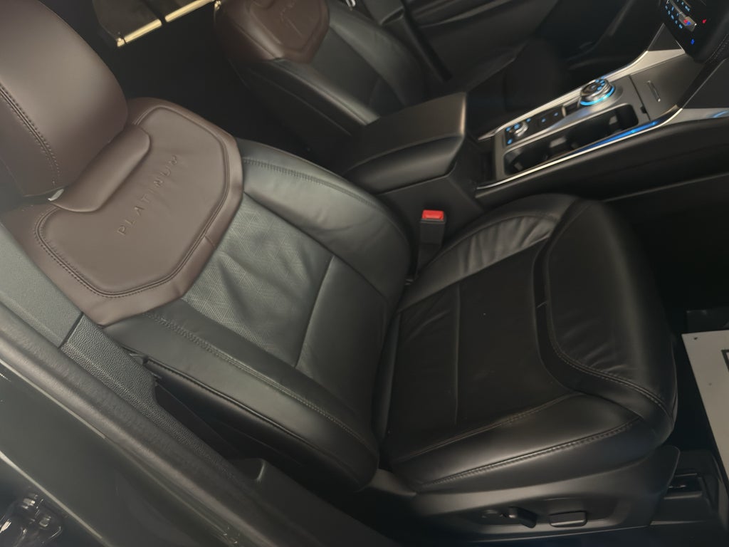 2024 Ford Explorer Platinum