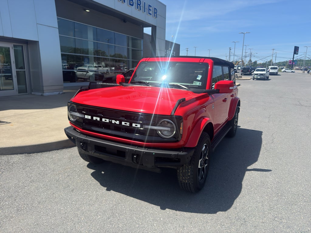 2024 Ford Bronco Outer Banks