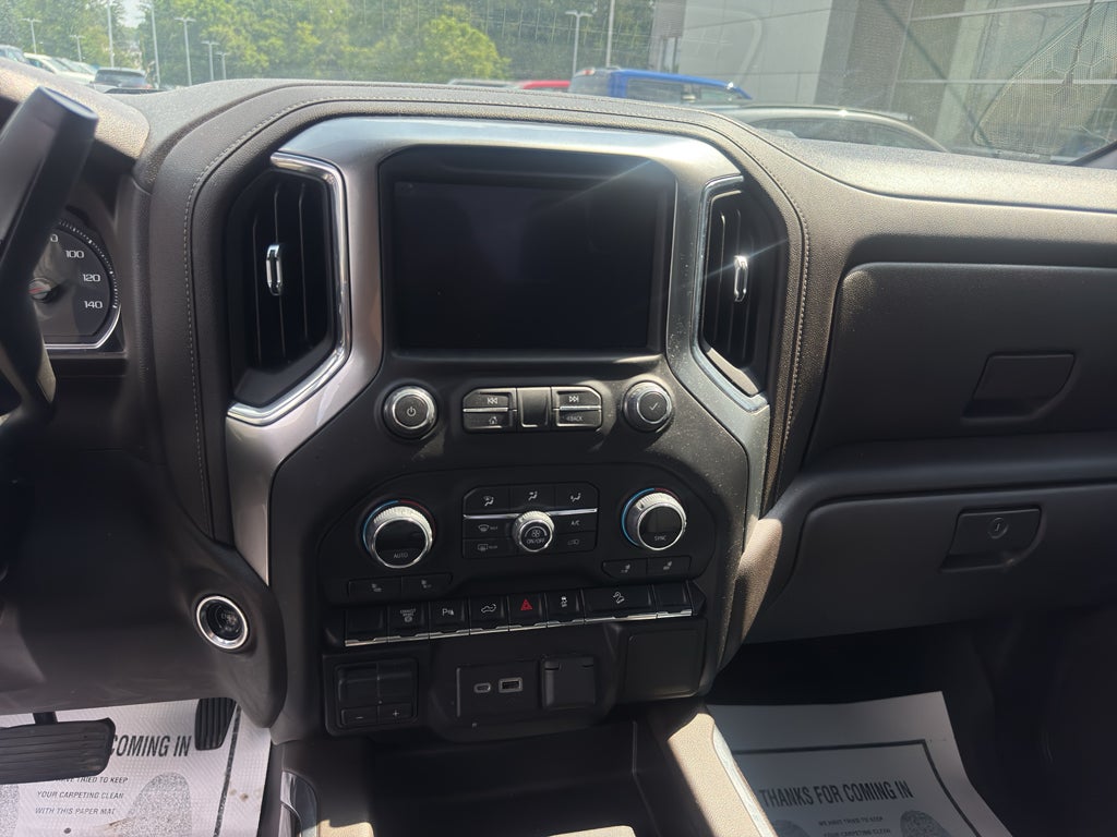 2022 Chevrolet Silverado LT