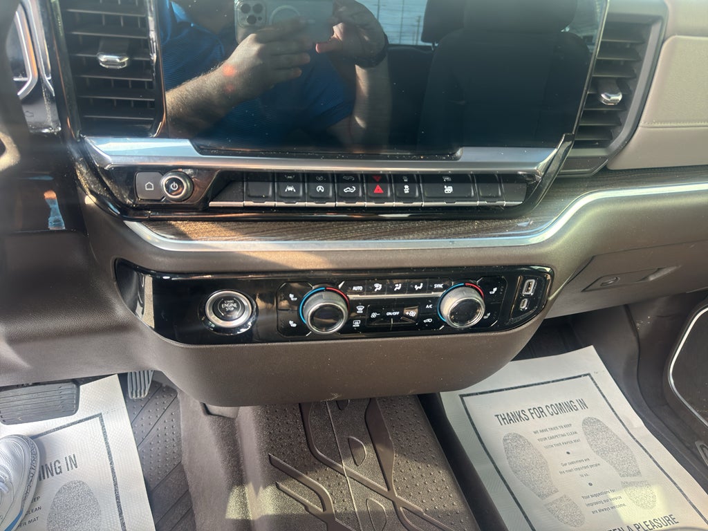2022 Chevrolet Silverado LT