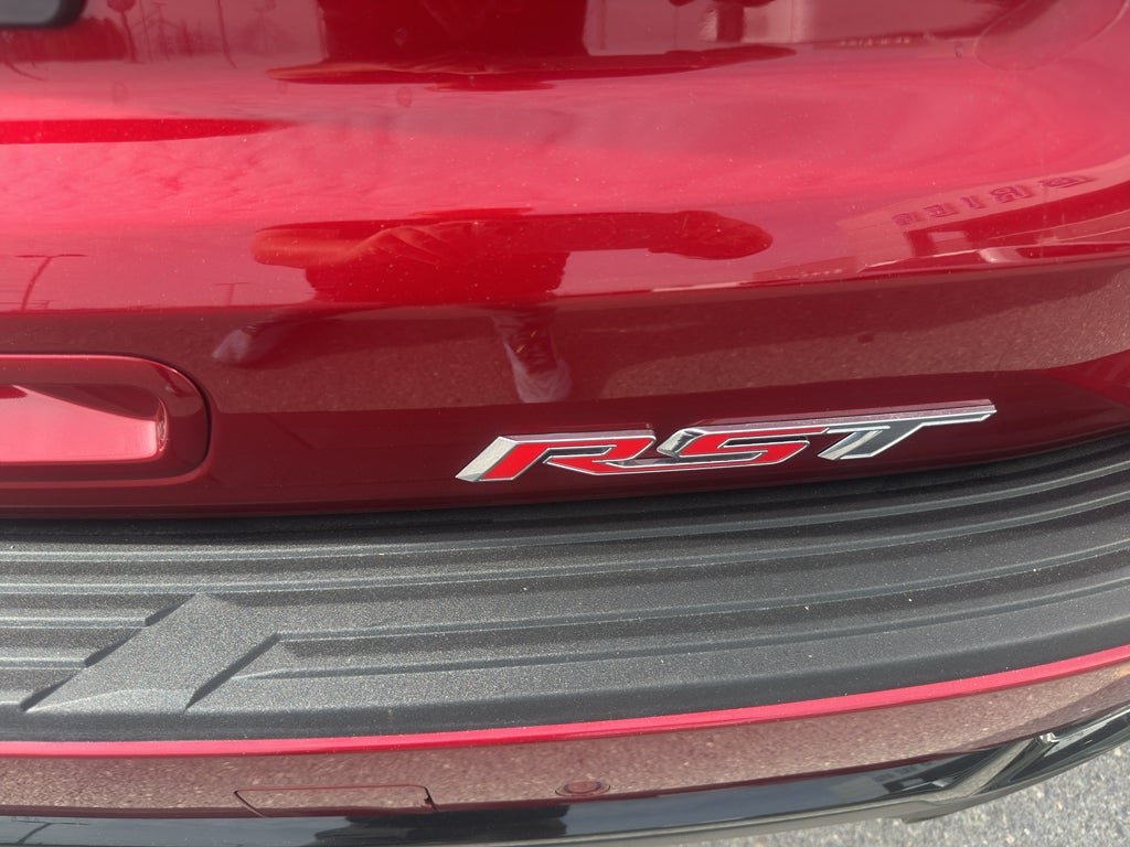 2025 Chevrolet Suburban RST