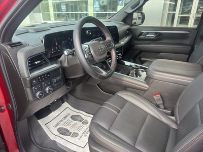 2025 Chevrolet Suburban RST