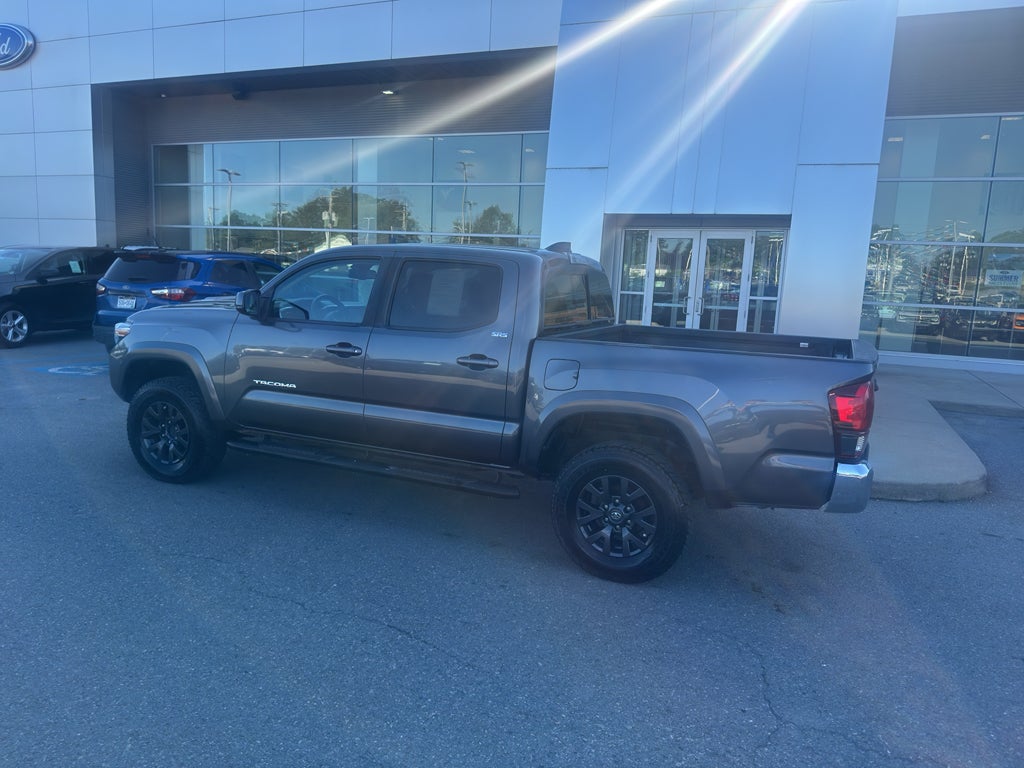 2022 Toyota Tacoma SR5