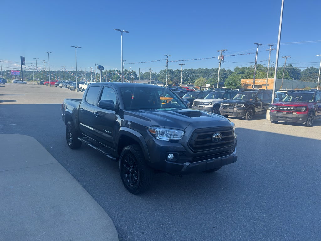 2022 Toyota Tacoma SR5