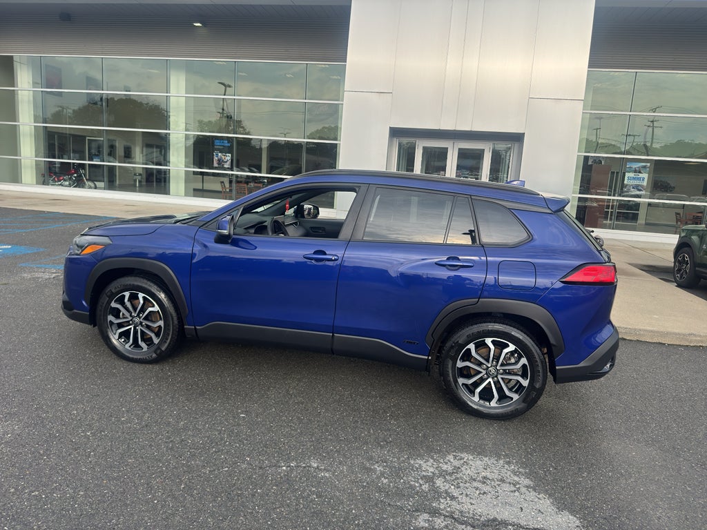 2024 Toyota Corolla Cross Hybrid Hybrid SE