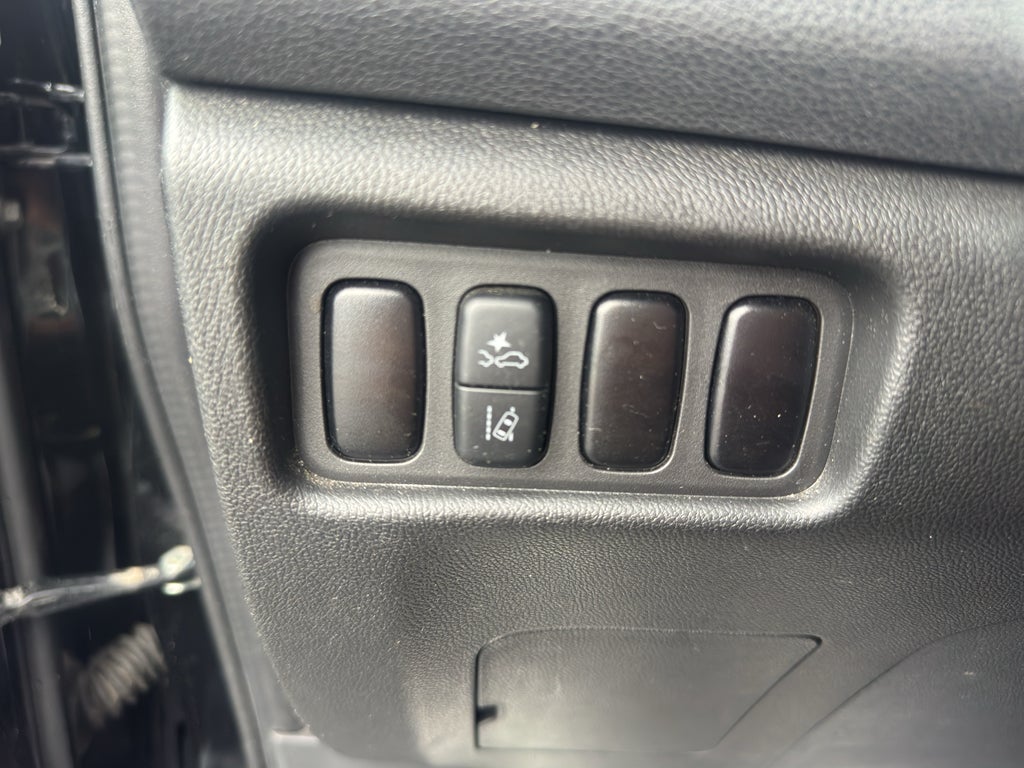 2023 Mitsubishi Outlander Sport ES