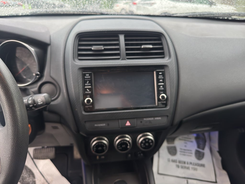 2023 Mitsubishi Outlander Sport ES