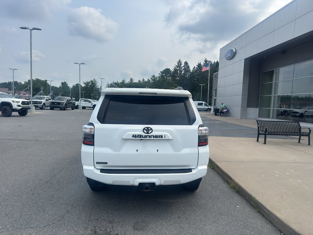 2022 Toyota 4Runner SR5 Premium