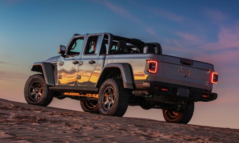 2023 Jeep Gladiator Exterior Offroad Dawn